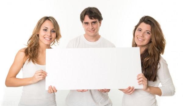 34歲女子心甘情願做“窩邊草”，與漁老闆糾纏3年，最終空手而歸