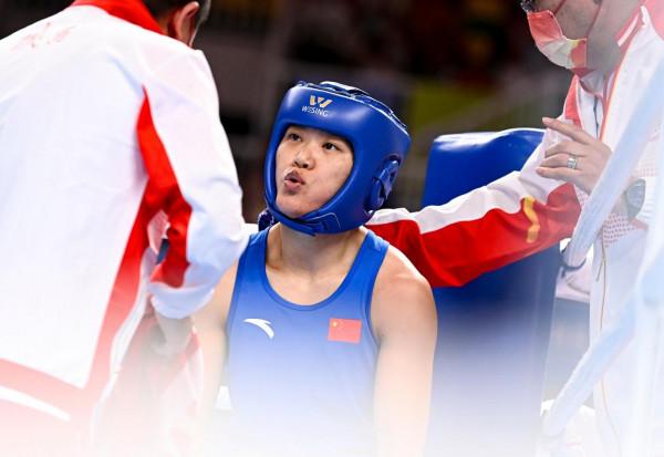 拳擊——女子69公斤級：谷紅奪冠