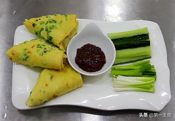 小蔥煎雞蛋餅最簡單的做法，營養美味又好吃，學會了輕鬆搞定早餐