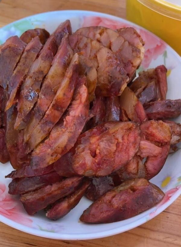 湖北土家族傳統臘香腸的製作和熏製方法 湖北土家族傳統臘香腸的製作和熏製方法