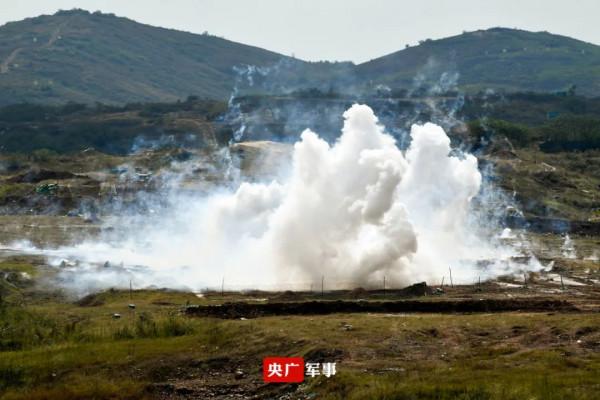火力全開！陸軍多兵種實彈射擊演練震撼來襲「組圖」