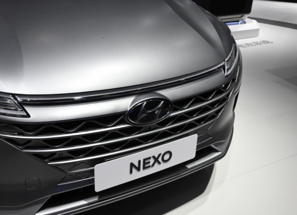 現代氫能SUV中國版，不燒油不充電，加滿氫氣能跑800多公里