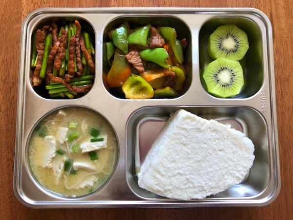 我家小學生11月第1周午餐，每天變花樣，有幾道菜特別推薦