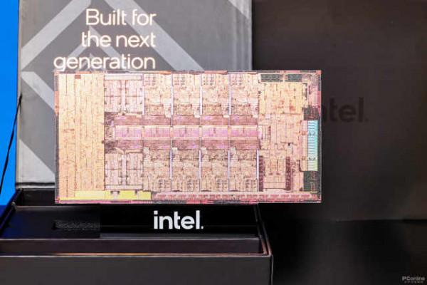 12th酷睿處理器開箱：Intel的超級戰艦