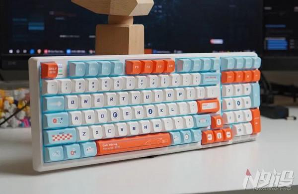 Darmoshark K7 Pro三模無線機械鍵盤體驗