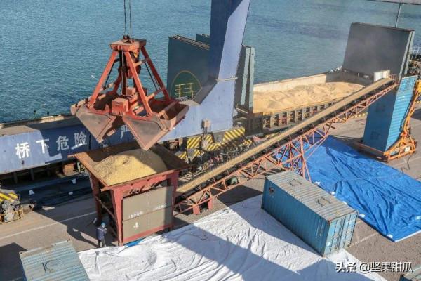 山東，中國鋁產量第一的省份，進口的鋁土礦大部分運到了這裡