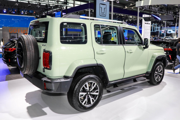 對標坦克300？造型比較復古，捷途全新硬派SUV設計草圖曝光