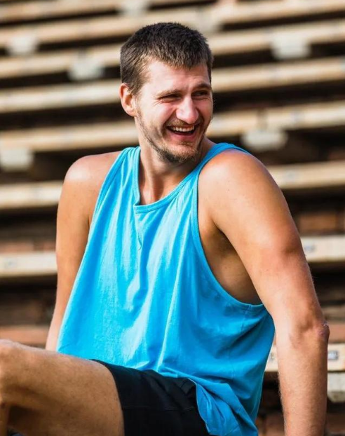 現役沒紋身的8大巨星，哈登恩比德上榜，約基奇白白淨淨