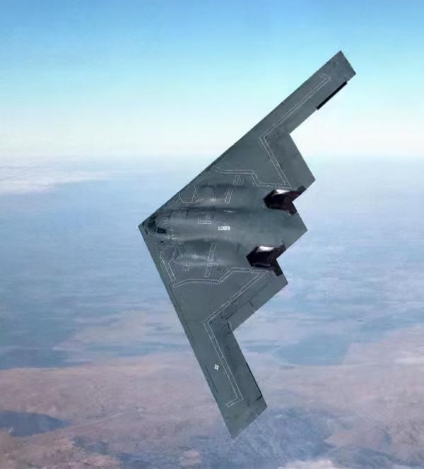 美軍轟炸中國大使館，真是因為“地圖老舊”嗎？金一南：純屬胡扯