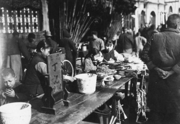 1953年軍長登報尋人,河南一清潔工身份確認,被毛主席請去中南海 1953年軍長登報尋人,河南一清潔工身份確認,被毛主席請去中南海