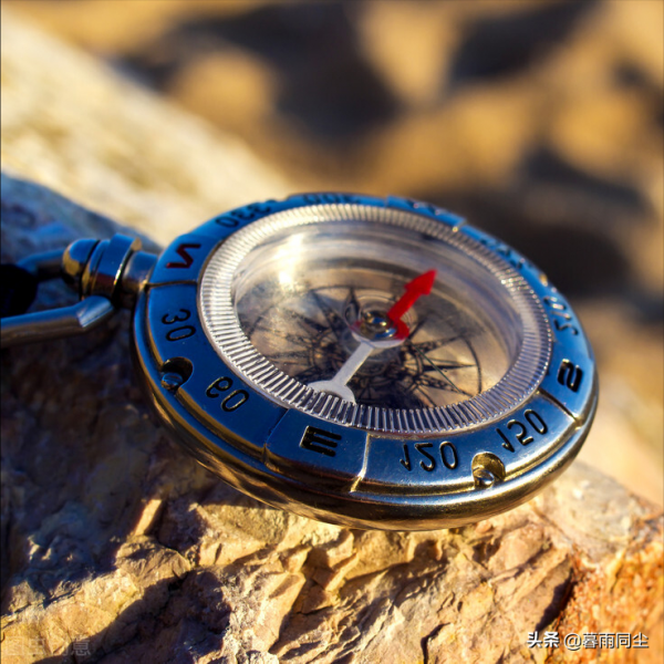 大自然往往不可預測,揹包客與戶外工作者關乎生命的“10大要素” 大自然往往不可預測,揹包客與戶外工作者關乎生命的“10大要素”