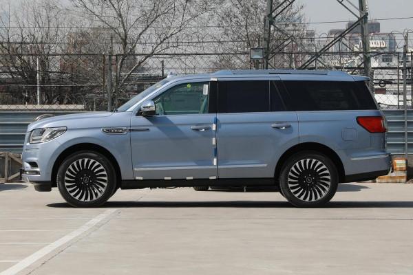 車高超2米的豪華旗艦SUV,7座佈局原裝進口,帶你看林肯領航員 車高超2米的豪華旗艦SUV,7座佈局原裝進口,帶你看林肯領航員