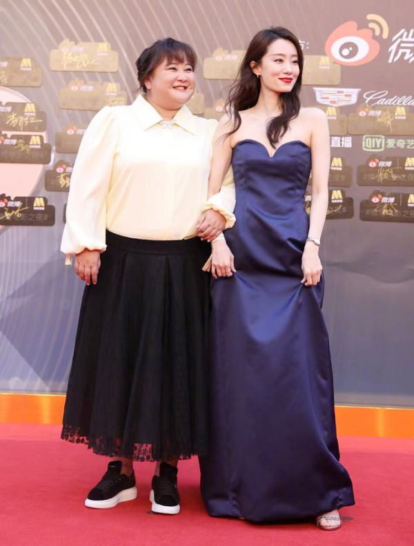 在百花叢中，選出了7位候選人，盤點她們整一年的紅毯造型