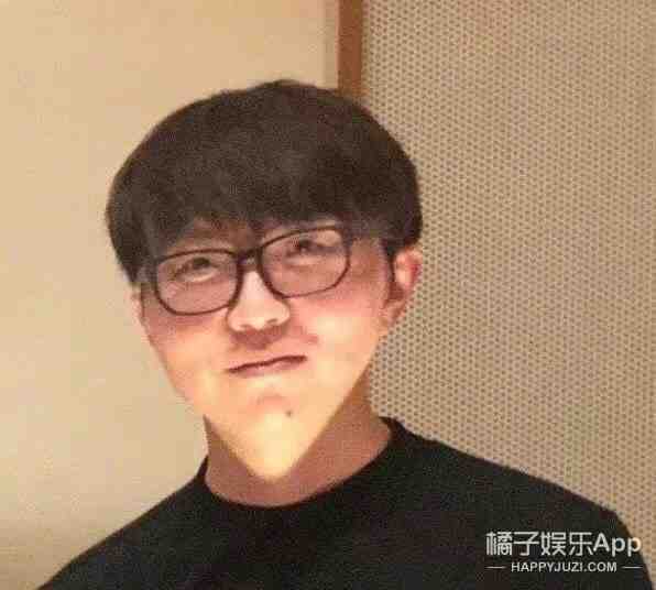 朱正廷年紀輕輕就脫髮？鹿晗頂著籃球聊天，毛不易或許會隱身？