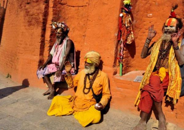 在印度街頭，一旦碰到這類人，記得不要對他拍照