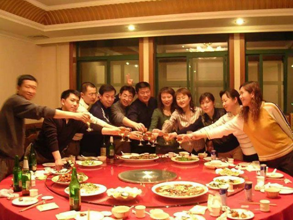 清華畢業後：他工作5年後辭職，回鄉做保安，從不參加同學聚會