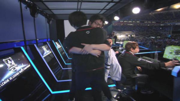 《英雄聯盟》S11冠亞軍決賽預熱 EDG對陣DK