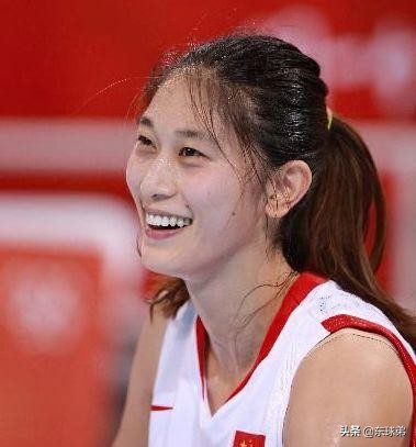 女籃第一美女，退役安置體育局的隋菲菲發展如何？年薪多少？