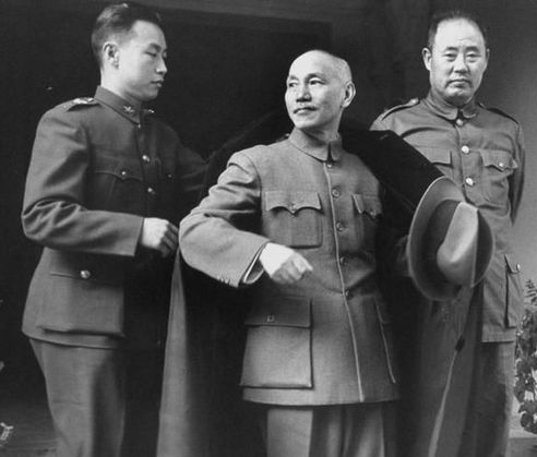 重慶解放，劉鄧為何任命著名戰將陳錫聯為市長？深思熟慮很有遠見