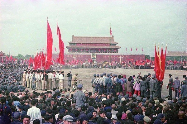 1934年山西老農救下3000紅軍,建國後程子華三令五申:一定要找到他