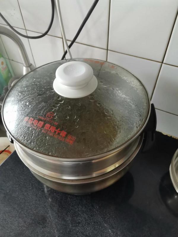 來吃豬血豆腐囉