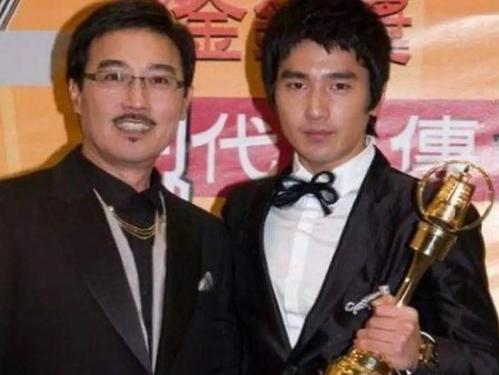 趙又廷的璀璨情史,和他身邊不得不說的女人 趙又廷的璀璨情史,和他身邊不得不說的女人