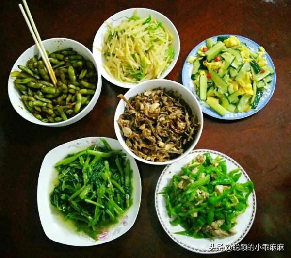 一個人好，還是兩個人好？要我說，經濟獨立，最好