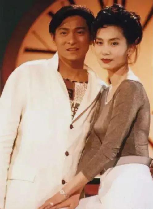 炒樓炒股炒珠寶一年狂賺5億？“最美港姐”鄺美雲的流金歲月