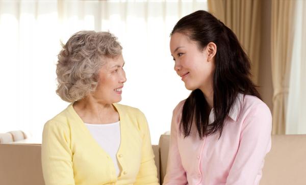 72歲大媽自述:和女兒同住一年後,我總算明白,晚年養老該靠誰 72歲大媽自述:和女兒同住一年後,我總算明白,晚年養老該靠誰