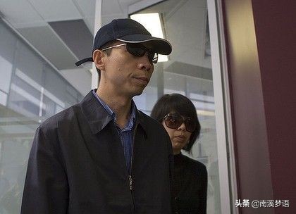 09年，男子殺害妻兄一家五口，收養侵犯侄女2年，其妻：他很有愛