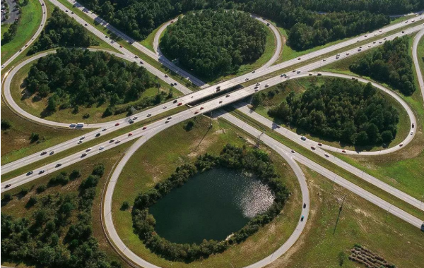 重慶立交橋究竟有多複雜？導航已經崩潰，專治不服的老司機