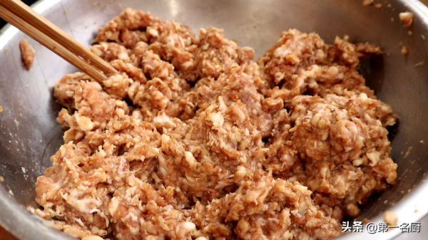 冬至大如年，這5種餃子餡別錯過，好吃又營養，福氣滾滾來