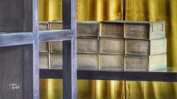 瀋陽故宮有一座黑色琉璃瓦的奇怪建築,顯得格格不入,卻最負盛名 瀋陽故宮有一座黑色琉璃瓦的奇怪建築,顯得格格不入,卻最負盛名