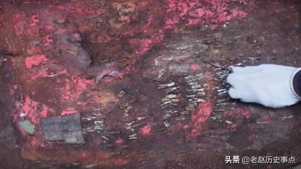 常山王陵發掘記:一場鬧劇,牽出一座驚天大墓,竟要當地駐軍保護 常山王陵發掘記:一場鬧劇,牽出一座驚天大墓,竟要當地駐軍保護