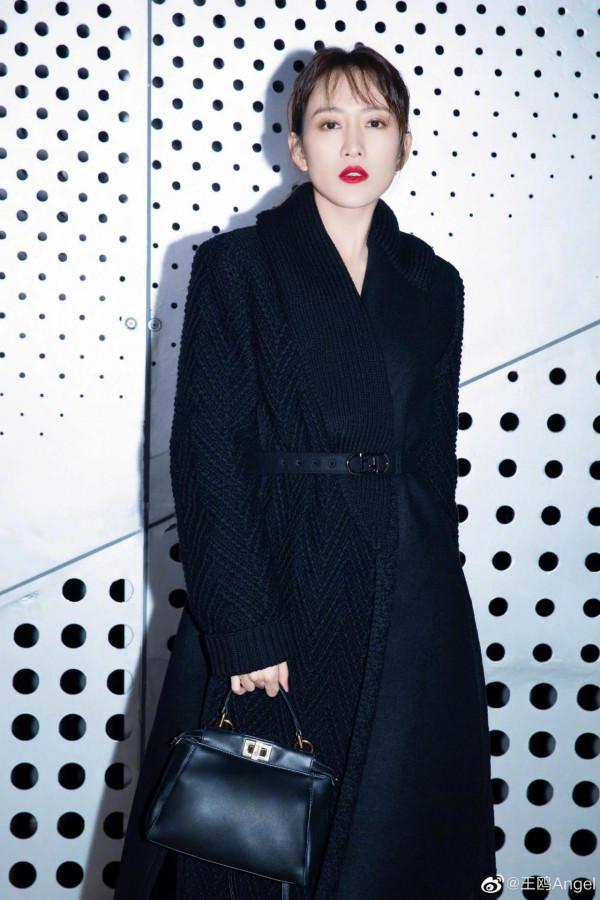 王鷗和和楊冪近期狀態對比，現在你願意跟誰讀劇本？