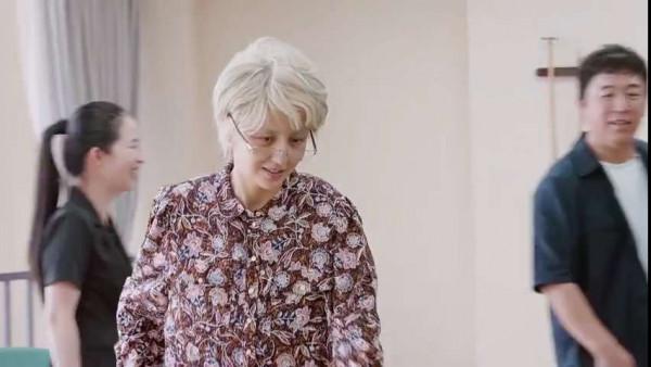 《忘不了農場》今日溫暖開播,黃渤迴歸,佟麗婭辣目洋子驚喜加盟 《忘不了農場》今日溫暖開播,黃渤迴歸,佟麗婭辣目洋子驚喜加盟