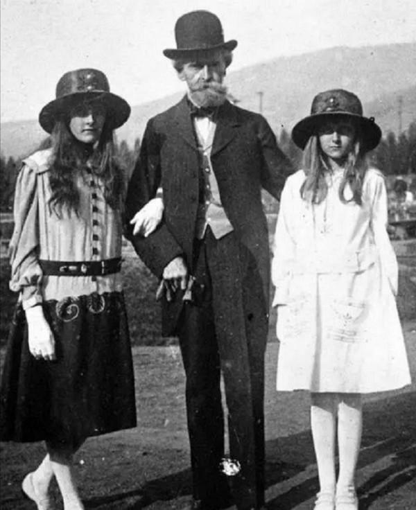 美國“骨灰級”宅女：宅家80年，104歲離世，親人為遺產鬧上法庭