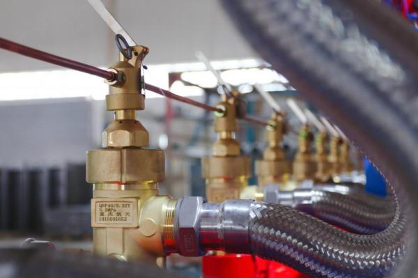 不同角度，不同的管網式七氟丙烷