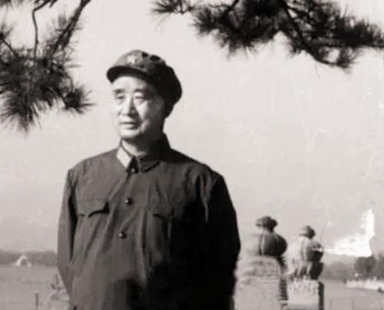 對越反擊戰，163師用12噸炸藥炸越軍炮臺，越軍懸賞3萬買師長人頭