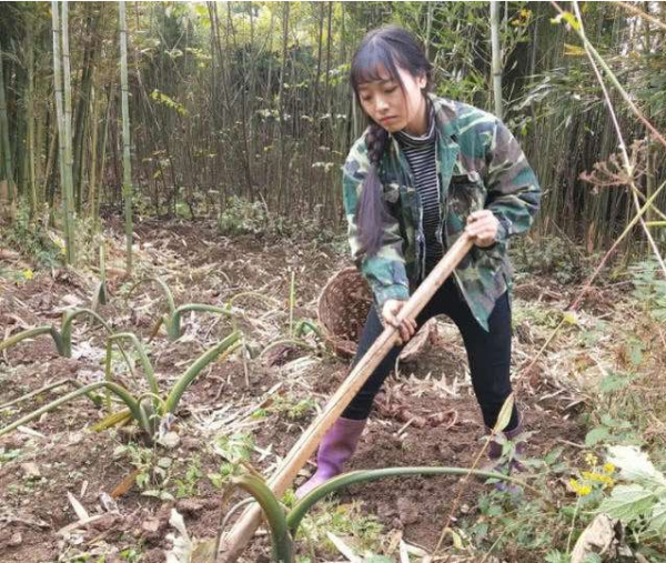 浙江賓利姐：出生貧農，身價已超20億，聲稱誰娶了她就送誰賓利車