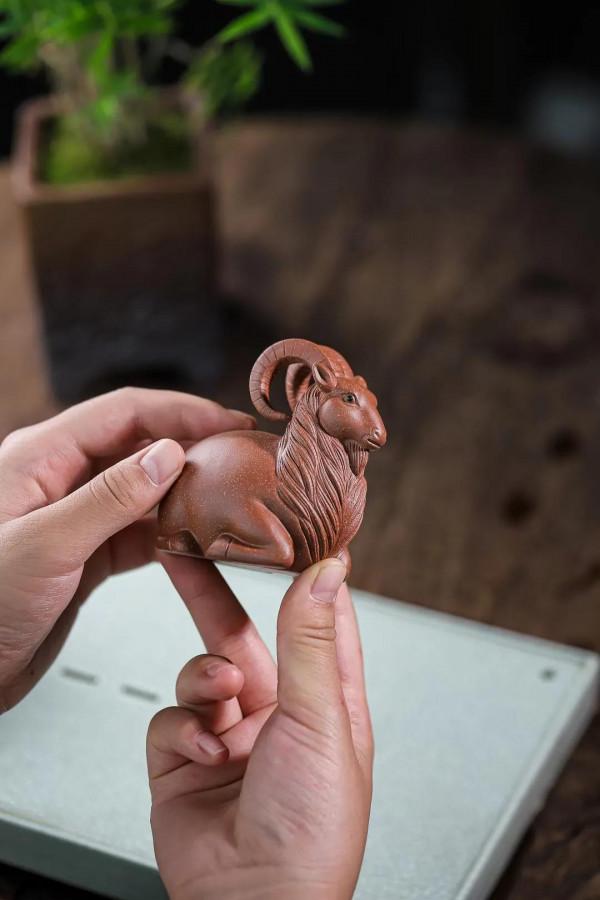 精品羊，可愛嗎？