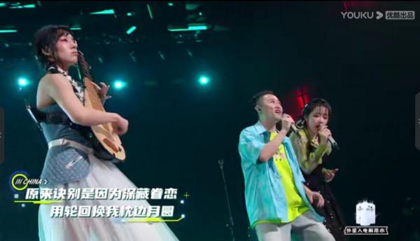 《中國潮音》首播，國朝舞臺神仙打架，驚呼：張靚穎太開放了