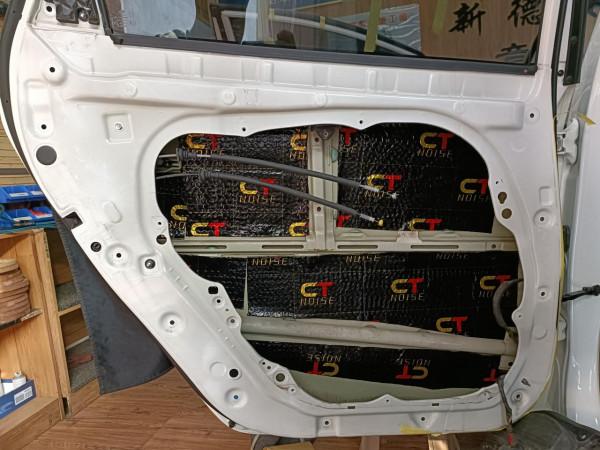 起亞佳樂升級全車丹拿音響系統，滿足車主高品質的聽音需求