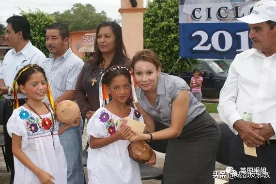 墨西哥女市長慘遭毒販殺害，為救女兒隻身赴難！