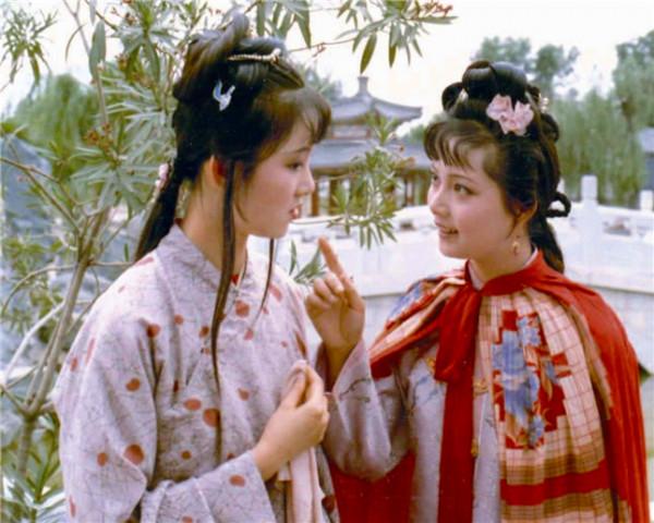 紅樓夢:鳳姐“指桑罵槐”,直接把寶釵罵得心跳加速、熱血上湧 紅樓夢:鳳姐“指桑罵槐”,直接把寶釵罵得心跳加速、熱血上湧