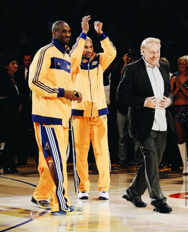 經典復刻的背後，被逐漸耗盡的情懷