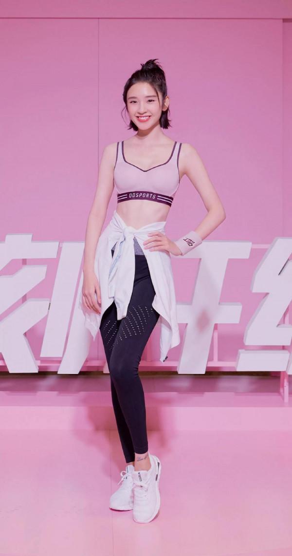 演員唐藝昕美圖欣賞 演員唐藝昕美圖欣賞