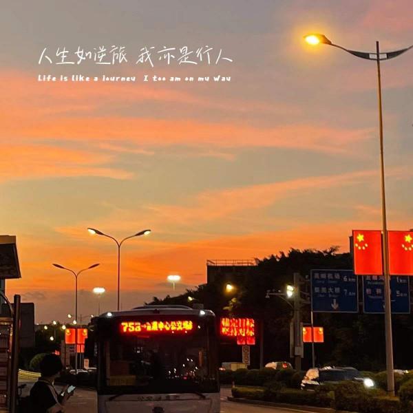 你以為的痛苦,其實是被操縱出來的,請清醒點 你以為的痛苦,其實是被操縱出來的,請清醒點