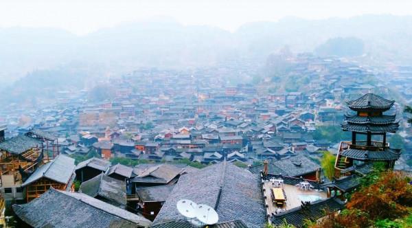 太行山深處的上臘江村，想去僅一條懸崖公路，民風淳樸住一晚50元