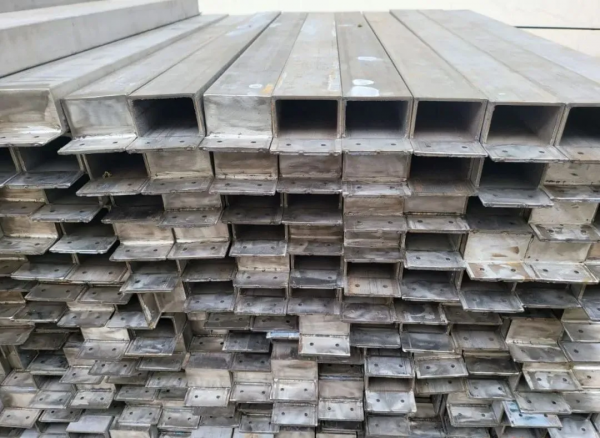 中柬警方聯手破獲販毒大案，350公斤毒品竟被藏到這裡......